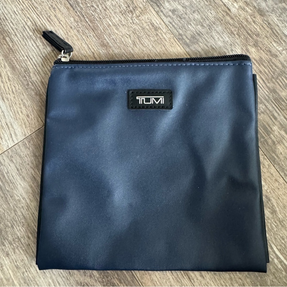 TUMI Navy Zip Storage Bag
